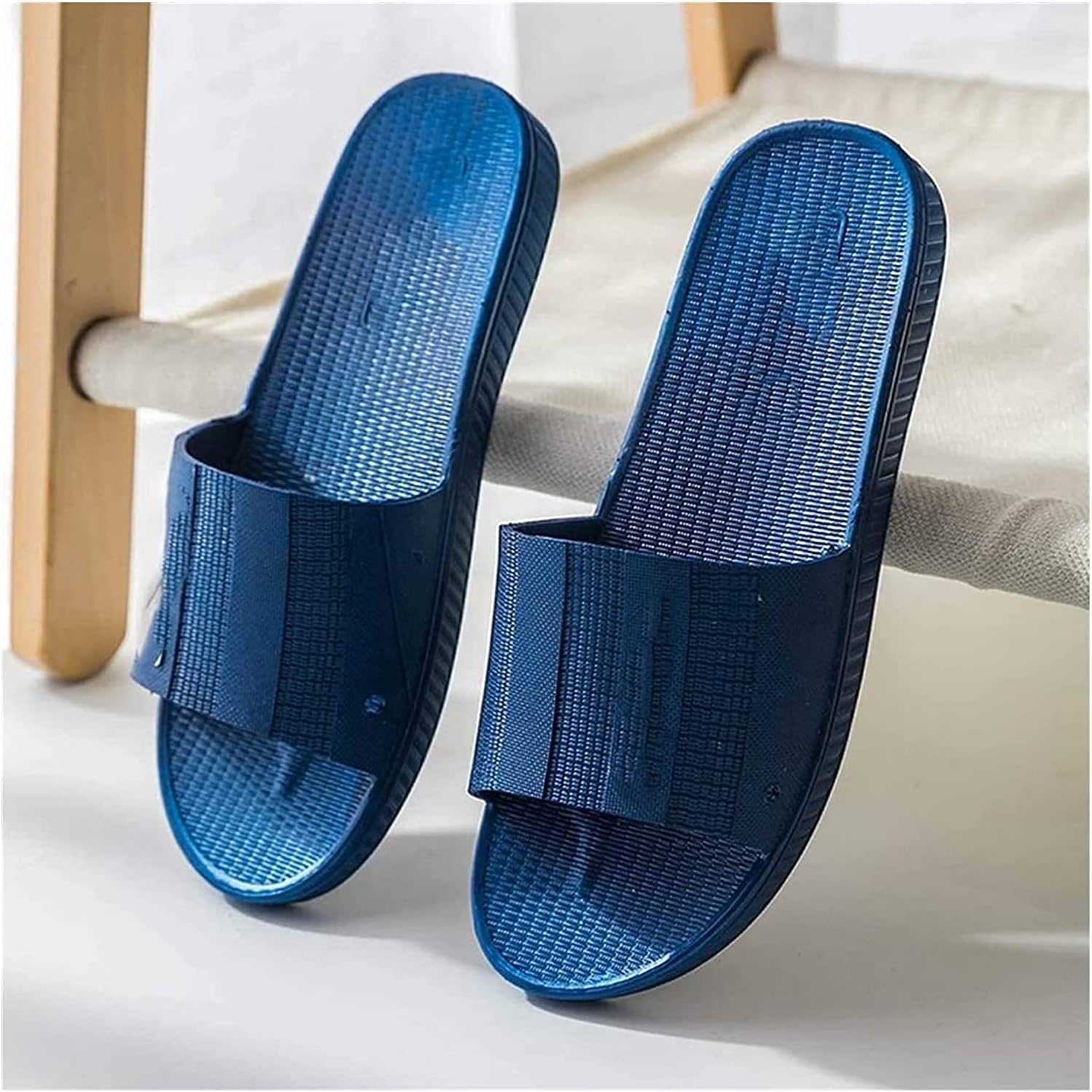 

Душевые тапочки для мужчин, домашние тапочки для мужчин, тапочки для ванной, мужские шлепанцы, повседневные пляжные сандалии, душевые тапочки (Размер: 43) EIERFSKIOT