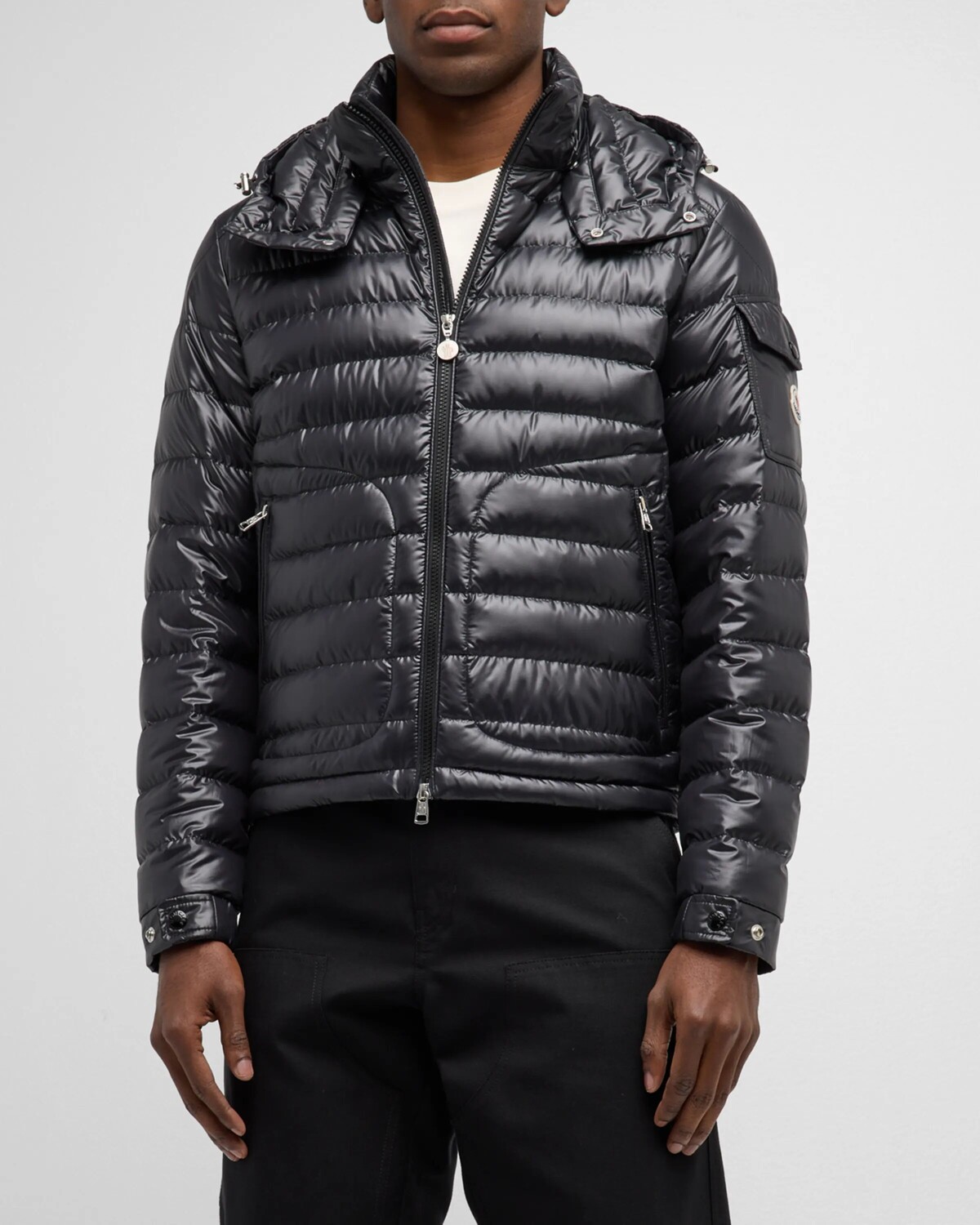 

Мужская стеганая куртка-пуховик Lauros с капюшоном Moncler, цвет Black, Черный, Мужская стеганая куртка-пуховик Lauros с капюшоном Moncler, цвет Black