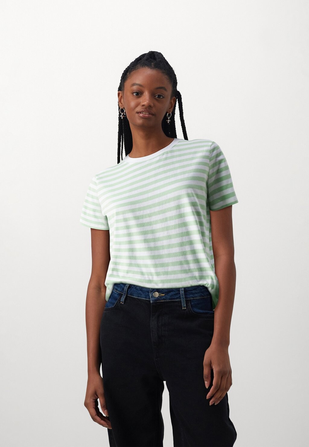 

Футболка с принтом PCRIA TEE STRIPES Pieces, цвет quiet green/bright white