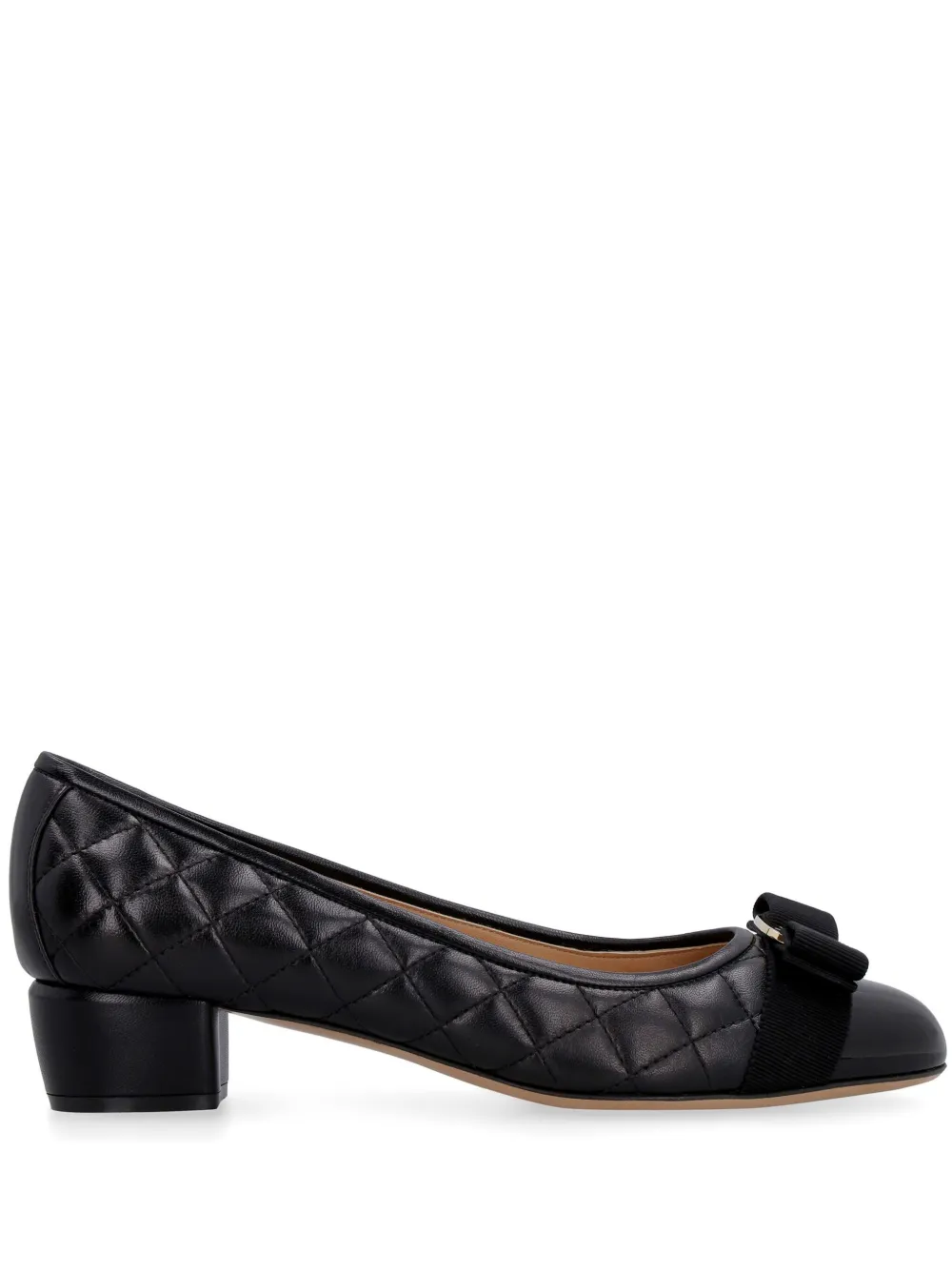 Туфли-лодочки Ornament Vara Bow 40 Ferragamo, черный