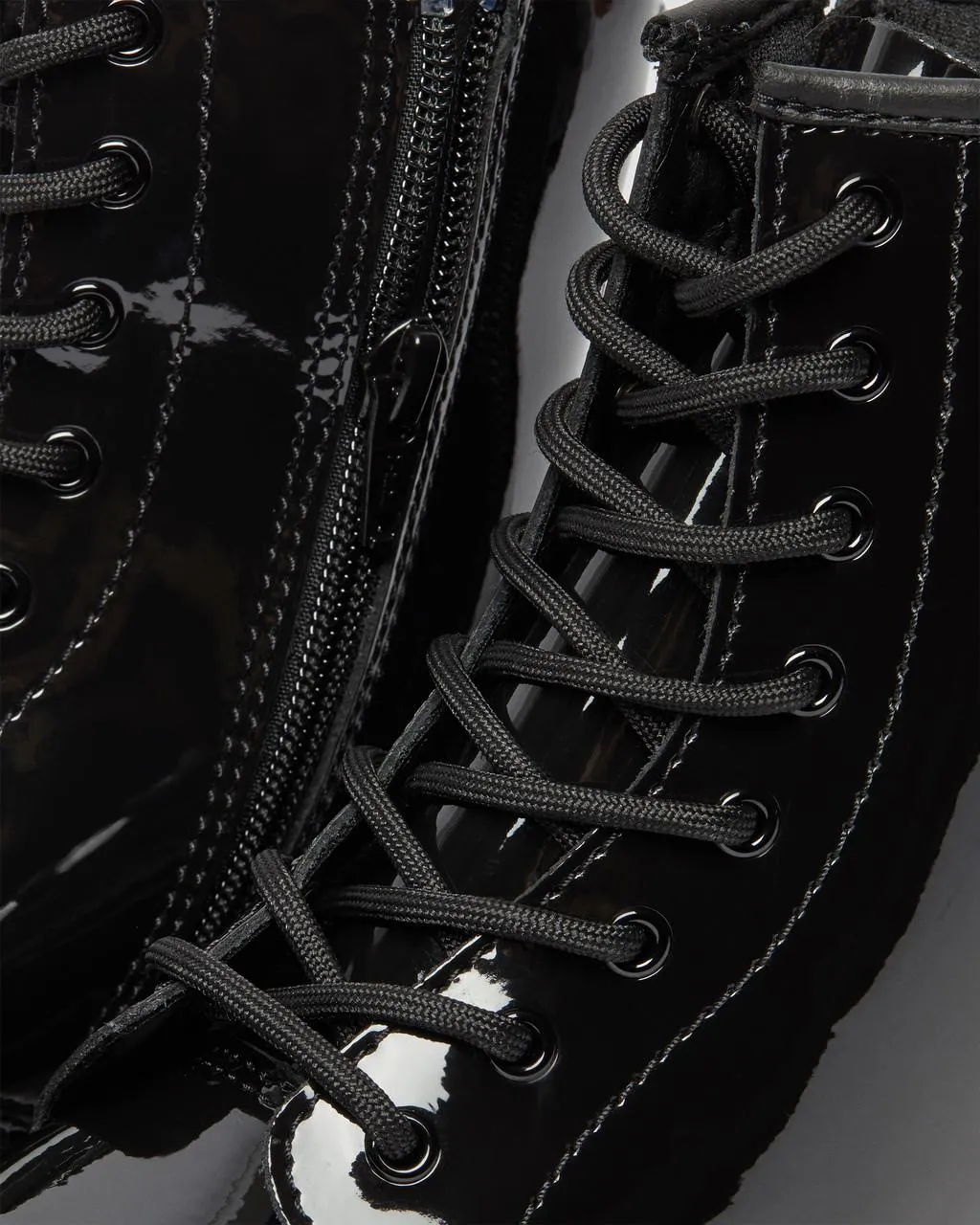 Лакированные ботинки Dr. Martens Youth 1460 на шнуровке, Black Patent Leather — фото 3