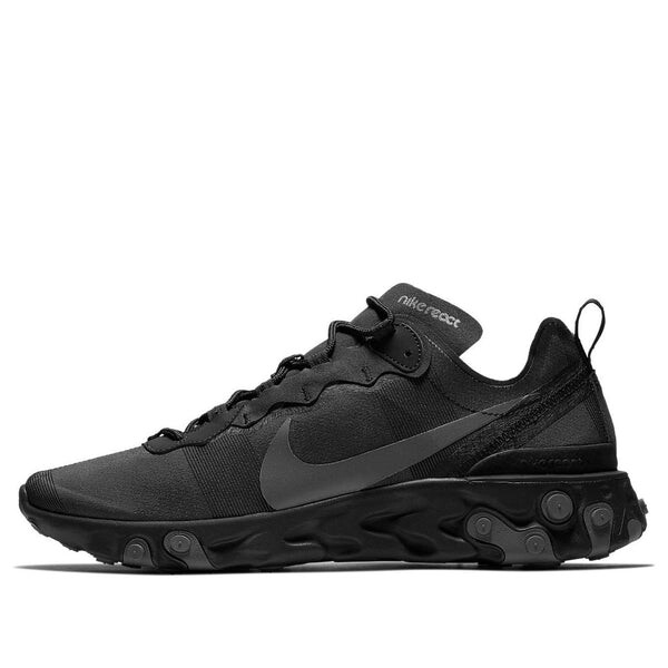 

Кроссовки реагируют на элемент 55 Nike, черный