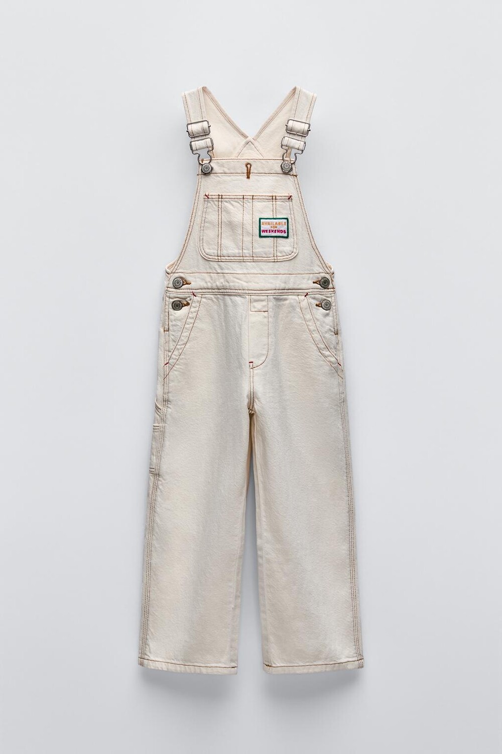

Комбинезон с отстрочкой цвета экрю ZARA, экрю
