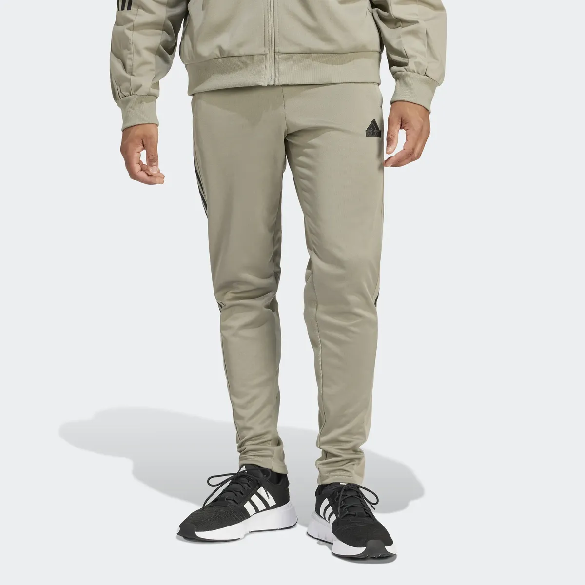

Спортивные брюки Adidas Sportswear "M TIRO PT Q1" (1 шт.), серебристый