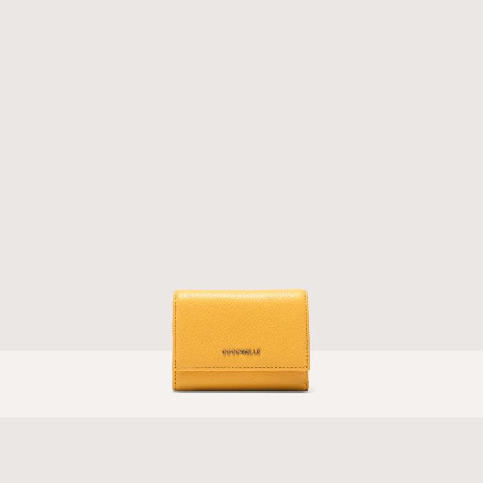 

Кошелек Coccinelle Metallic Soft, цвет Soleado
