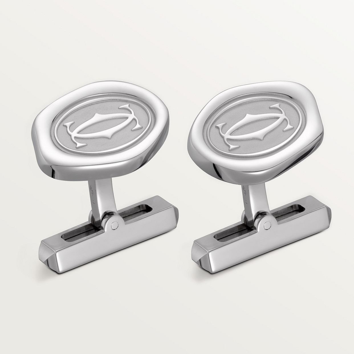 

Запонки Cartier Boutons de manchettes décor cachet de cire, цельное серебро