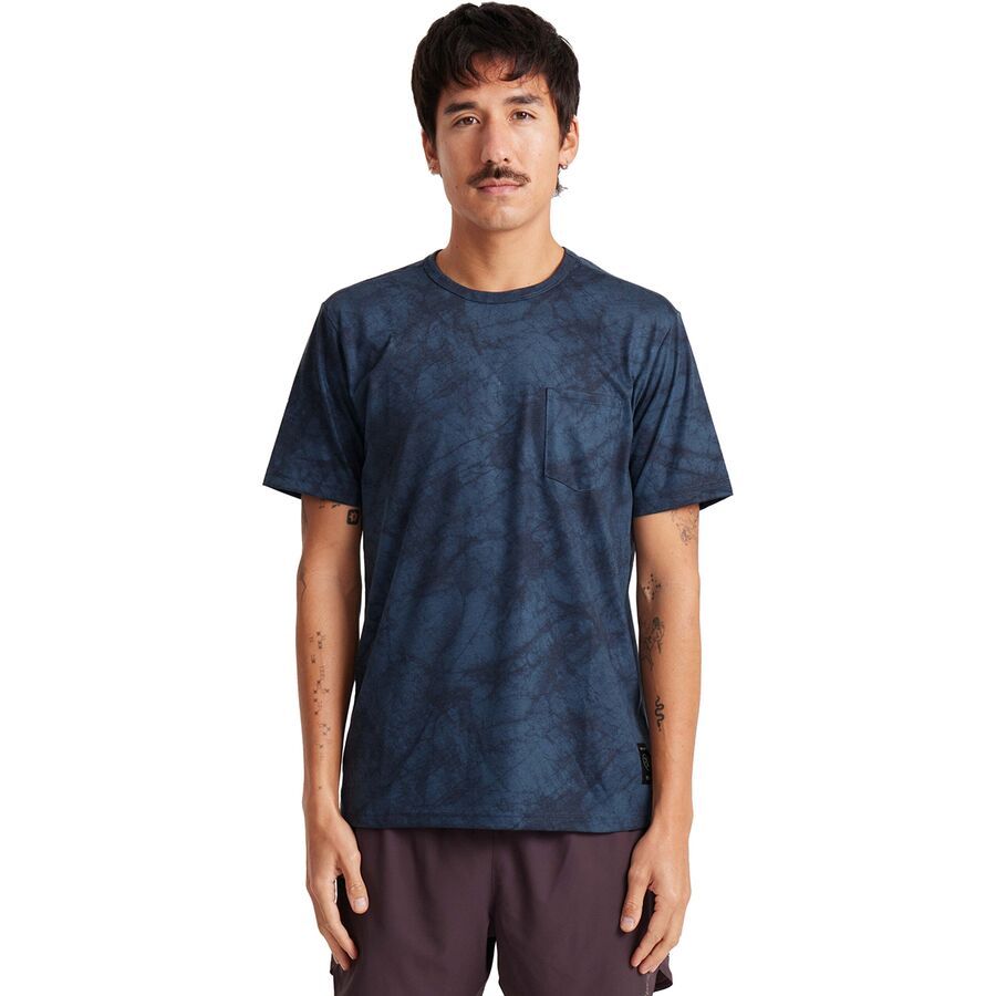 

Футболка Roark Mathis Core Pocket Roark, Navy Tie Die, Синий, Футболка Roark Mathis Core Pocket Roark, Navy Tie Die