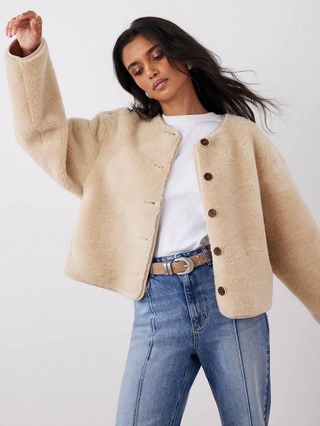 

Безворотниковая куртка борг Mint Velvet, Natural