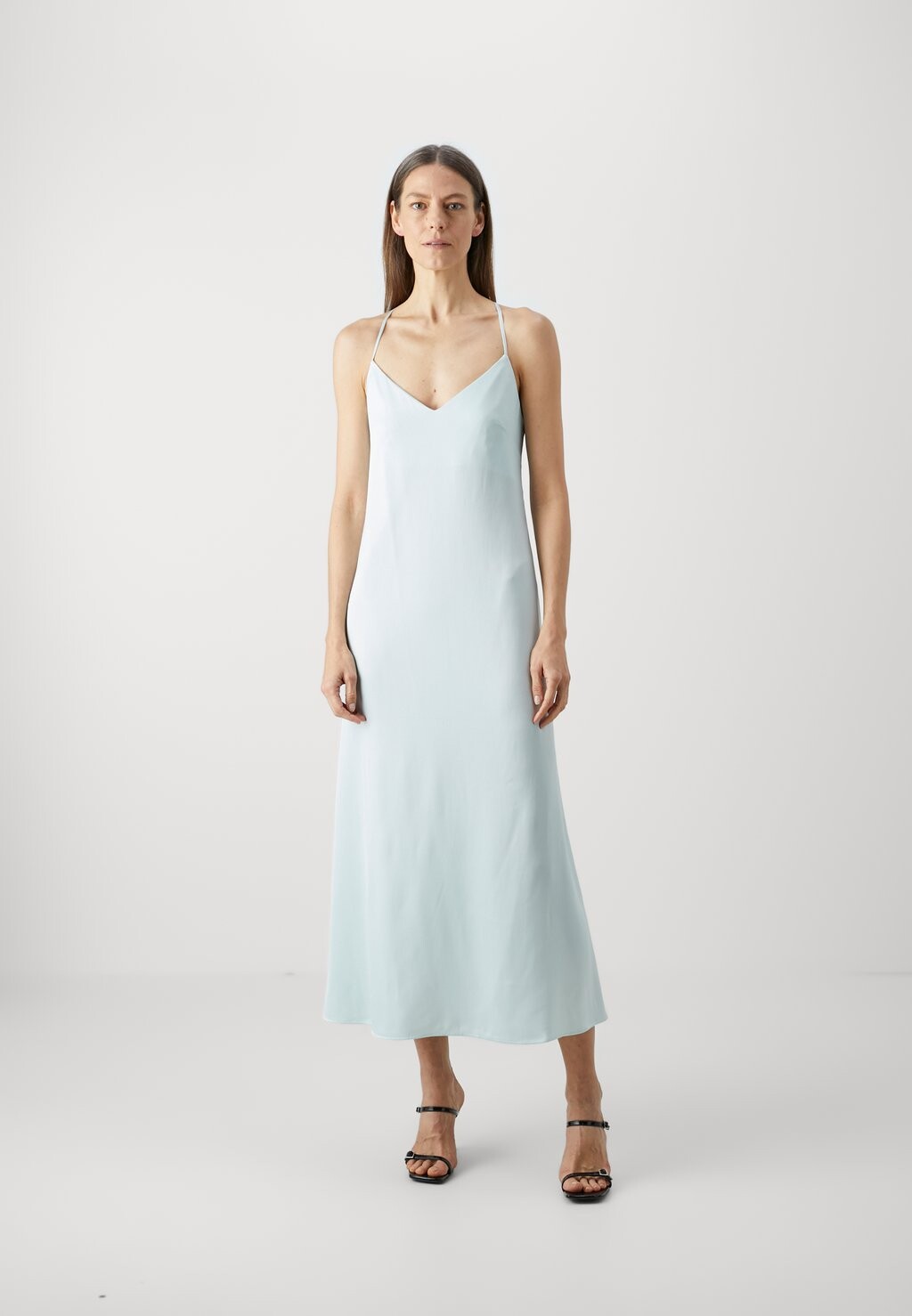 

Вечернее платье Noel IVY OAK, цвет light aqua