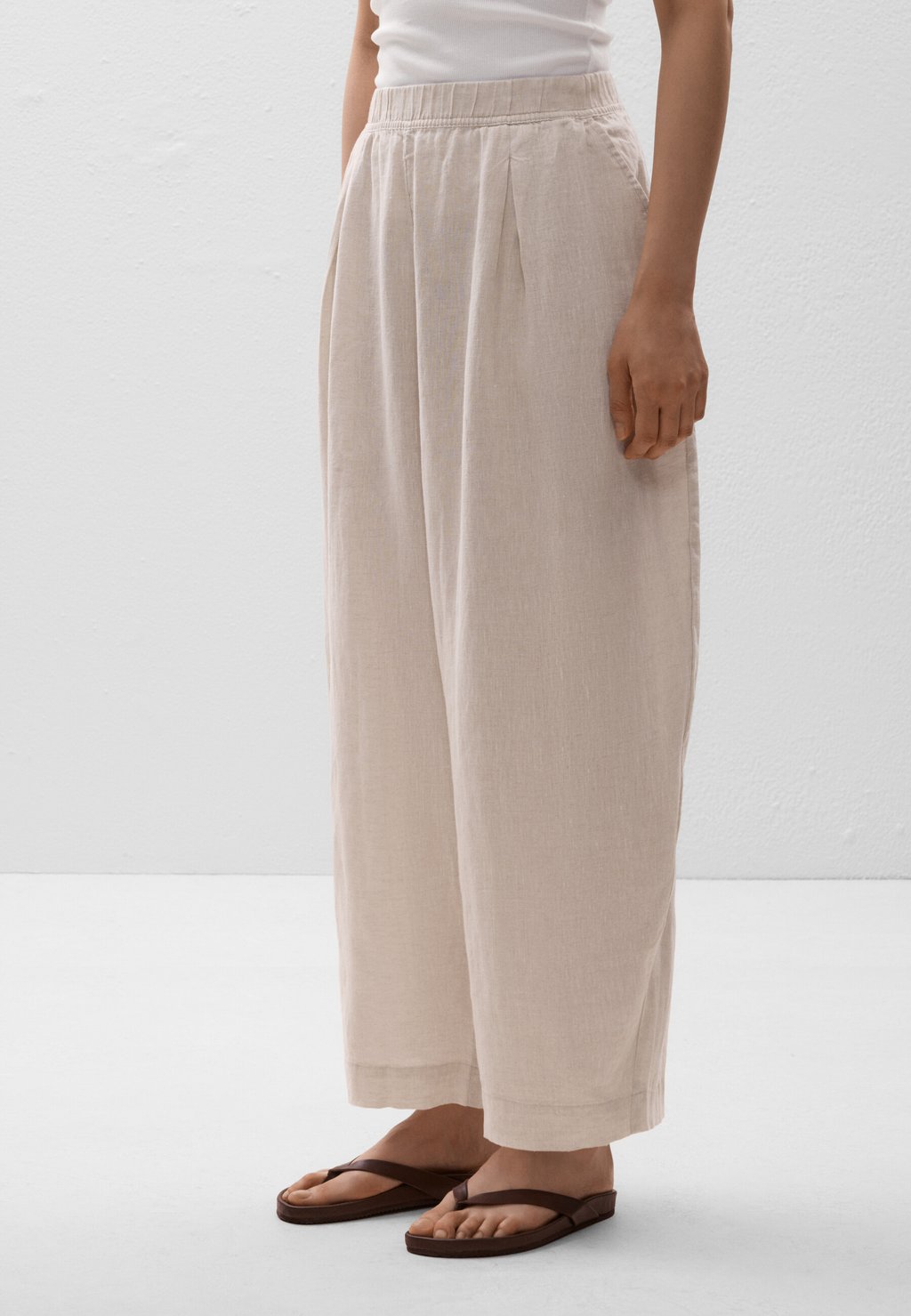 

Брюки LINEN CROP BALLOON OYSHO, цвет Stone