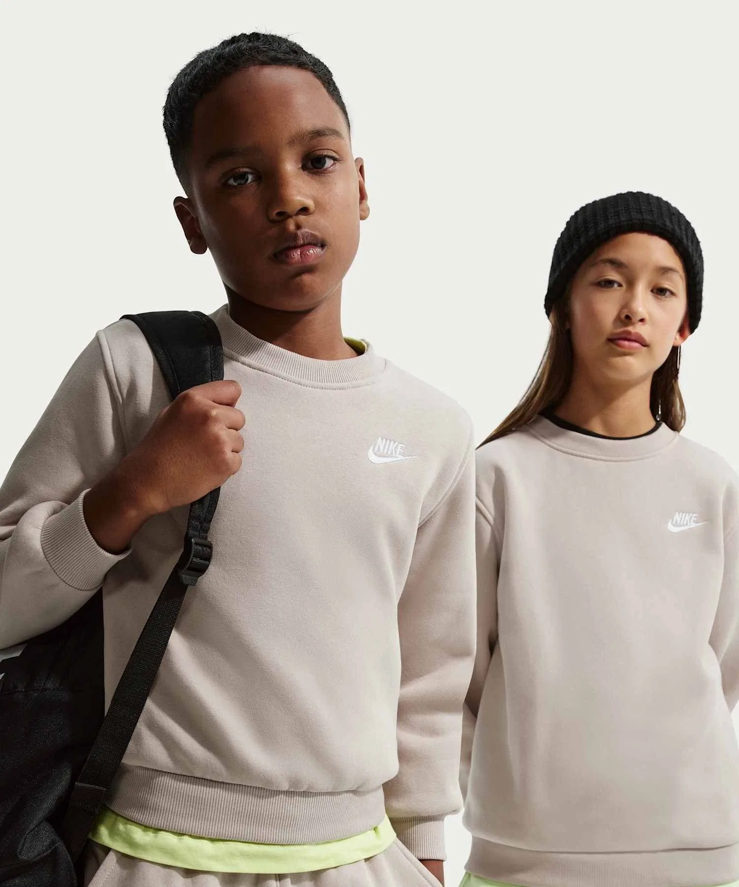 Детская флисовая толстовка Nike Sportswear Club / Детская флисовая толстовка Nike Sportswear Club FD3006-236 кремового цвета II