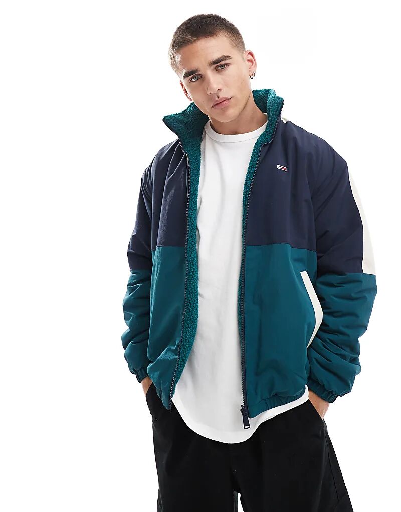 

Двусторонняя куртка-плюшевый жакет в зеленом цвете Tommy Jeans