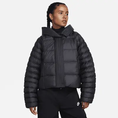 

Куртка Nike Sportswear Swoosh Puffer PrimaLoft, черный/белый