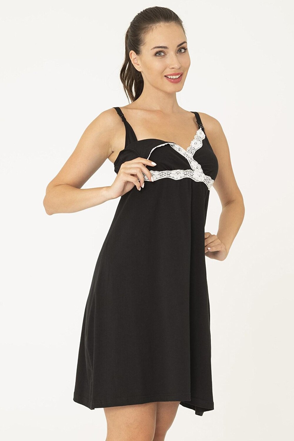 

Ночная рубашка черного цвета с функцией грудного вскармливания FOR YOU MODA