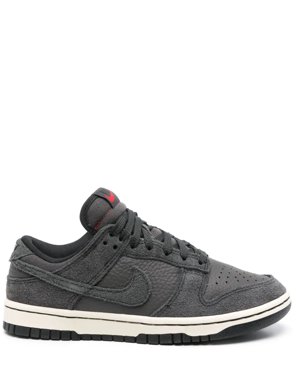 

Кроссовки Dunk Low Nike, черный