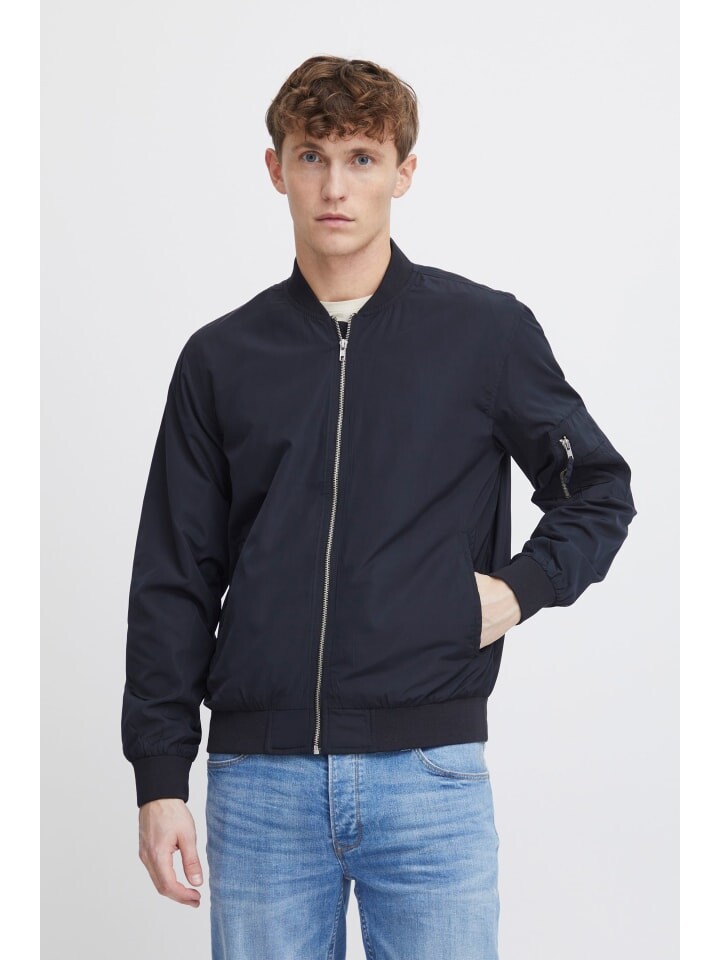 

Переходная куртка BLEND Bomberjacke BHJacket 20716736 coole Bomberjacke mit Badge, черный
