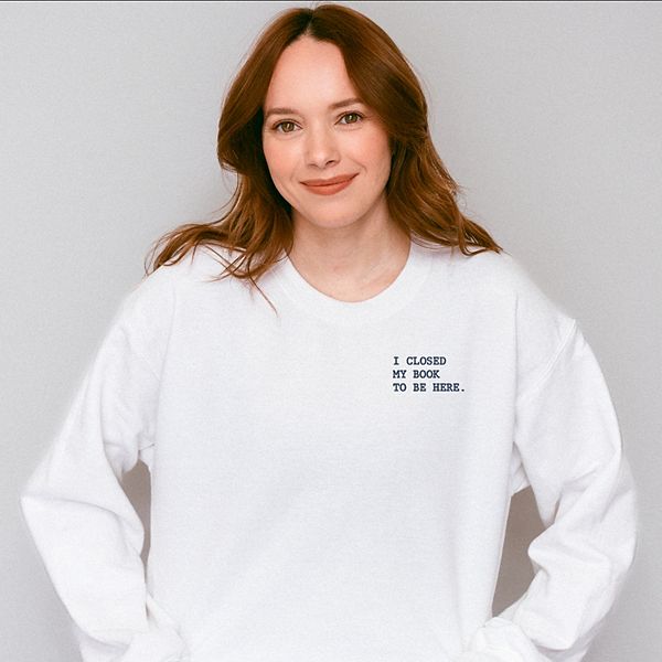 

Свитшот с вышивкой i closed my book to be here Simply Sage Market, White, Белый, Свитшот с вышивкой i closed my book to be here Simply Sage Market, White