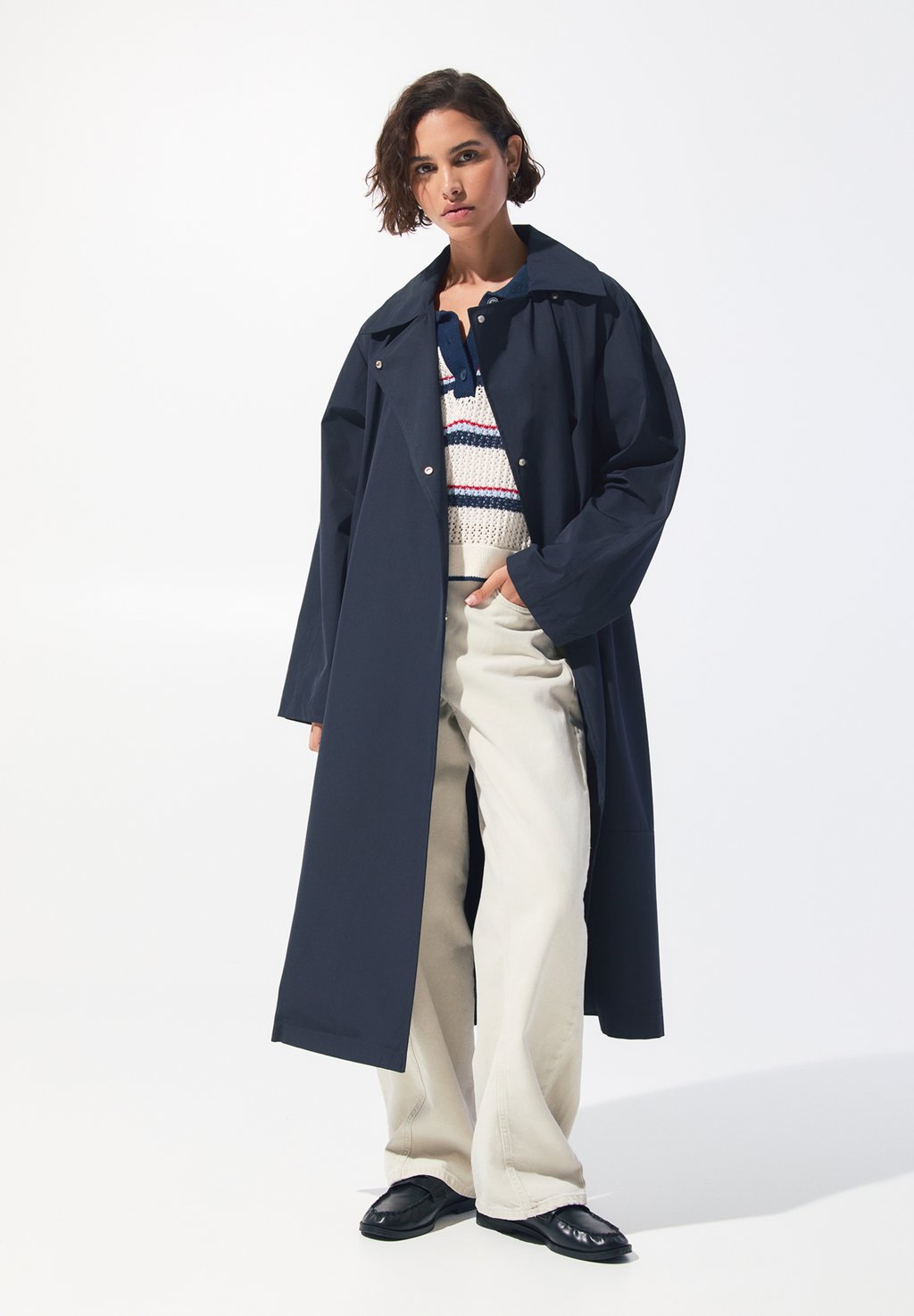 

Пальто-тренч OVERSIZE LONG PULL&BEAR, темно-синий