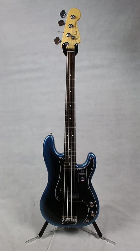 

Басс гитара Fender American Professional II Precision Bass Rosewood Fingerboard Dark Night w/ Case