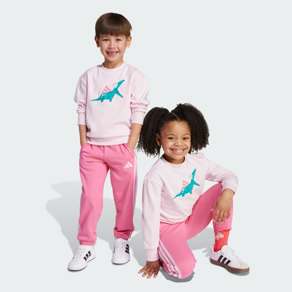 

Спортивный костюм Adidas Seasonal Essentials Adiraptor Fleece Jogger Set Little Kids, цвет Clear Pink