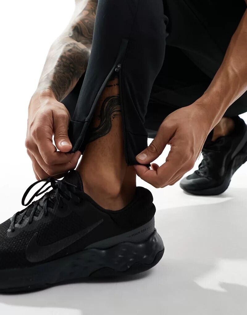 Черные джоггеры Nike Totality Dri-Fit — фото 4