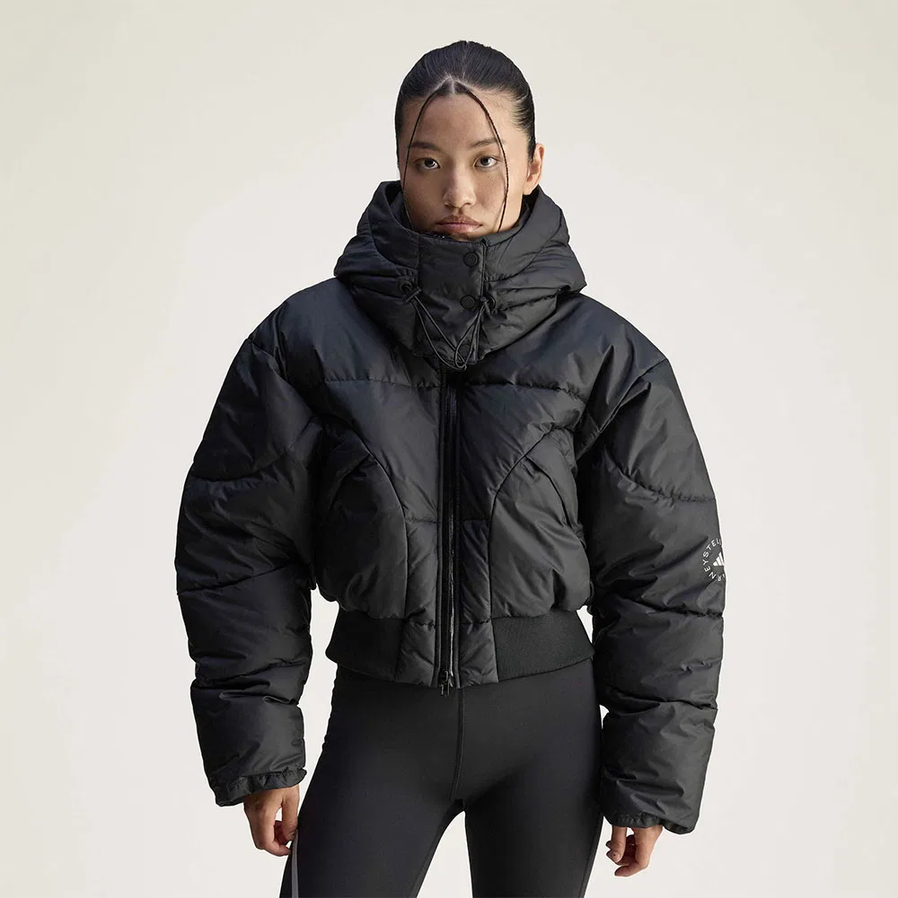 Женская укороченная стёганая зимняя куртка Adidas by Stella McCartney чёрная