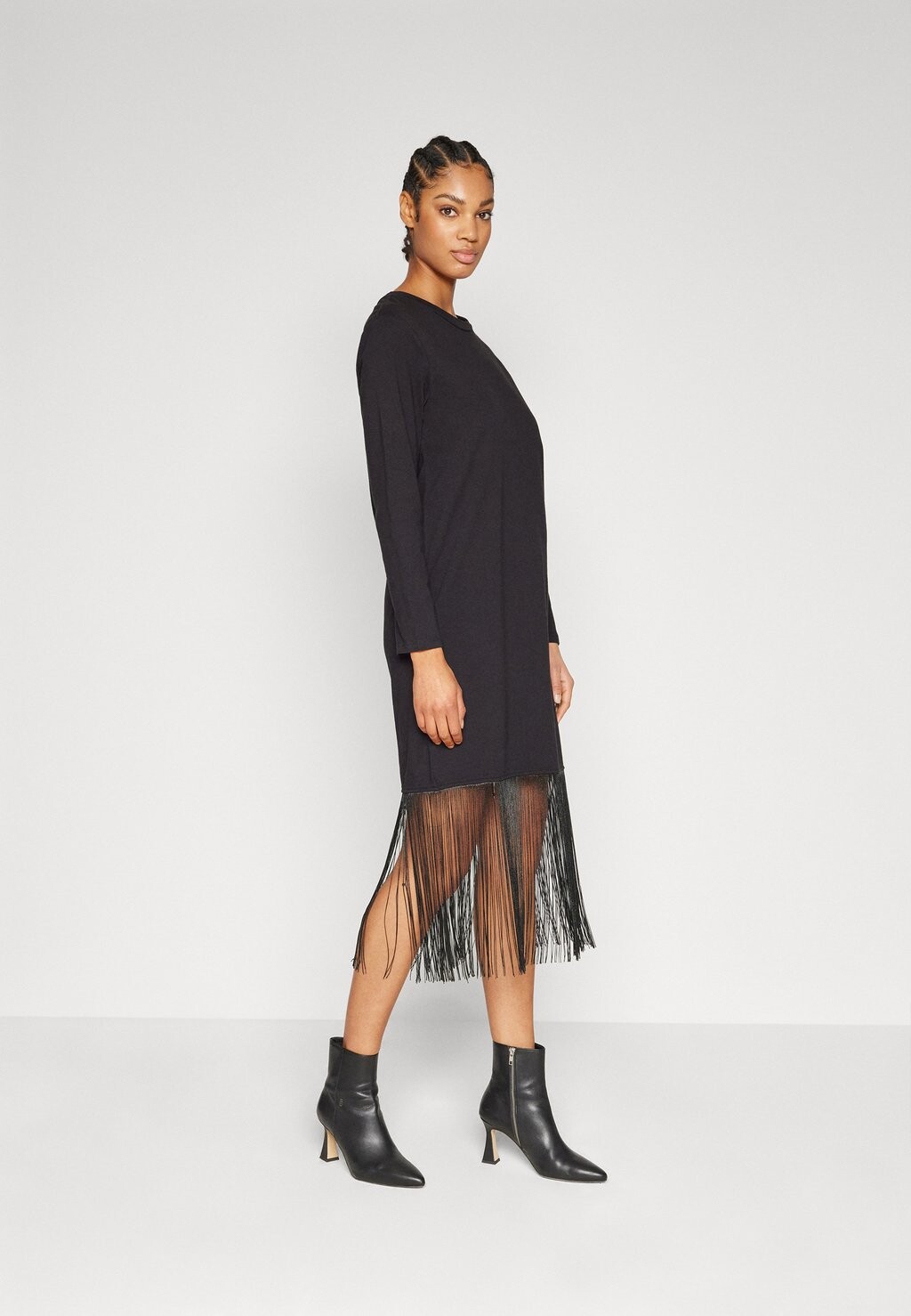 

Элегантное платье Pcline Frill Dress Pieces, черный