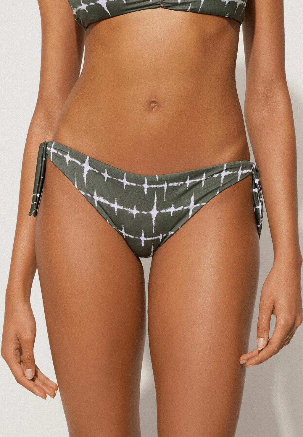 

Плавки бикини WILD SOUL Tezenis, цвет Green