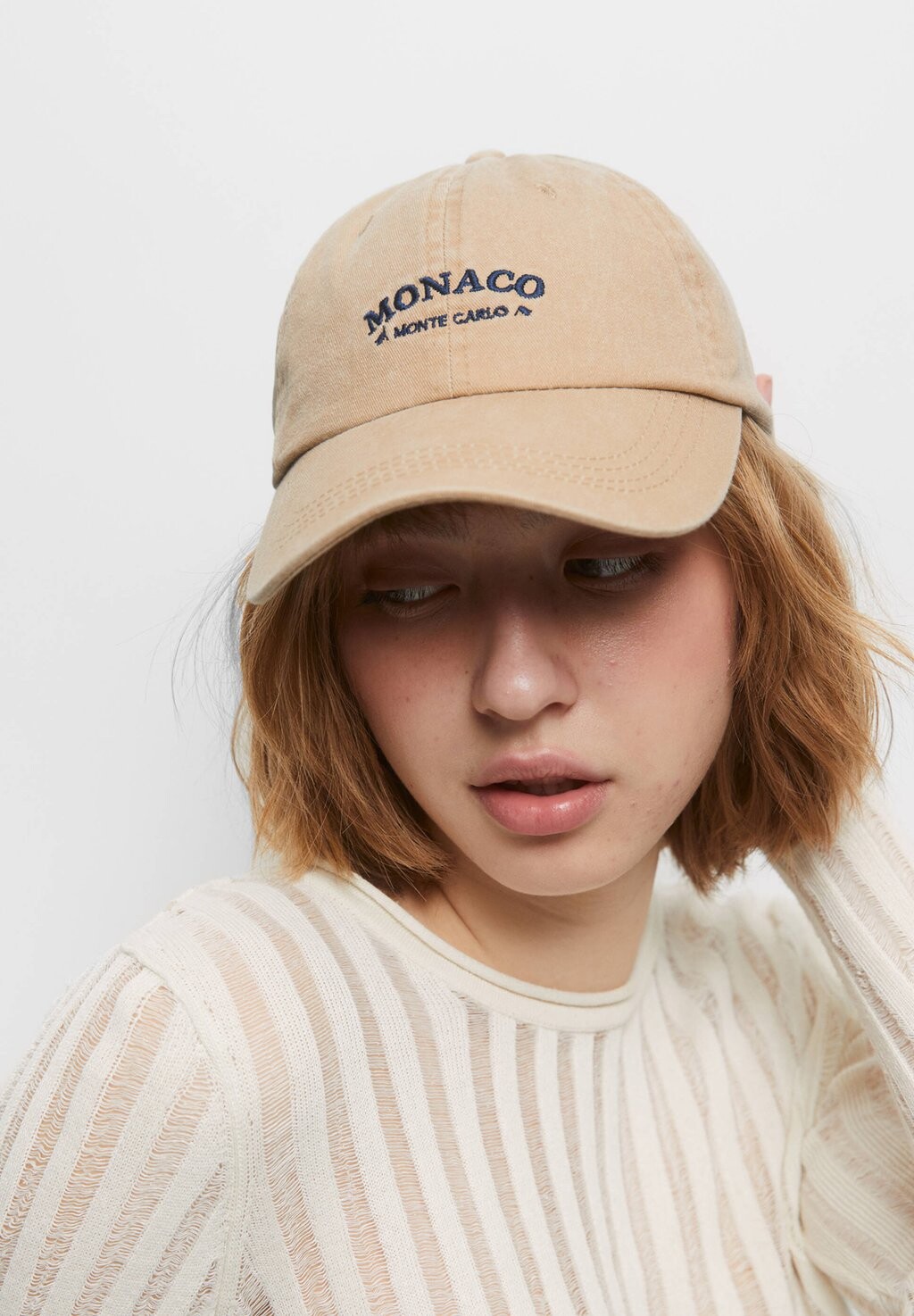 

Бейсболка PULL&BEAR, бежевый