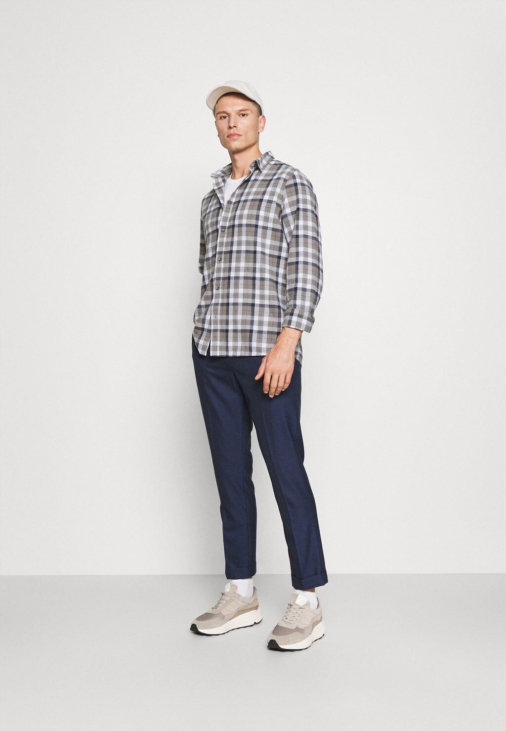 

Рубашка SDTERKIL HERRINGBONE CHECK 21105659 Solid, серый