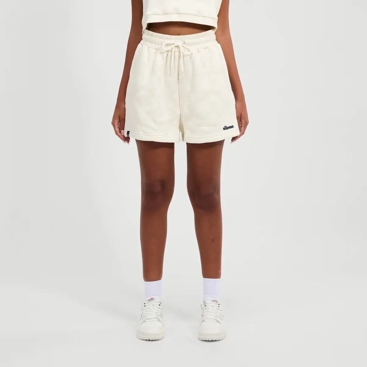 

Pannaco Короткие Женские Шорты Ellesse, белый
