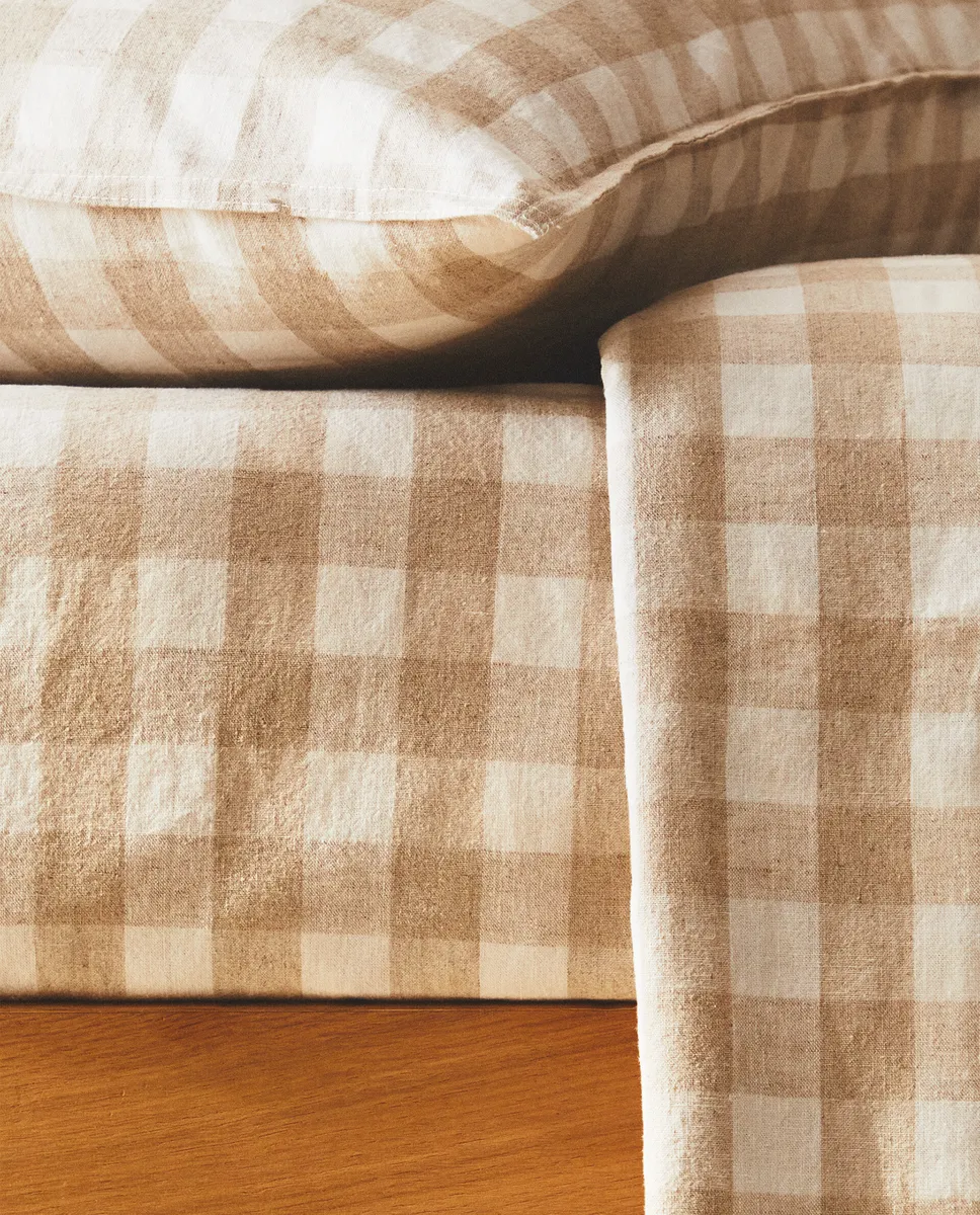 

Простыня с клетчатым принтом Zara Home, светло-бежевый