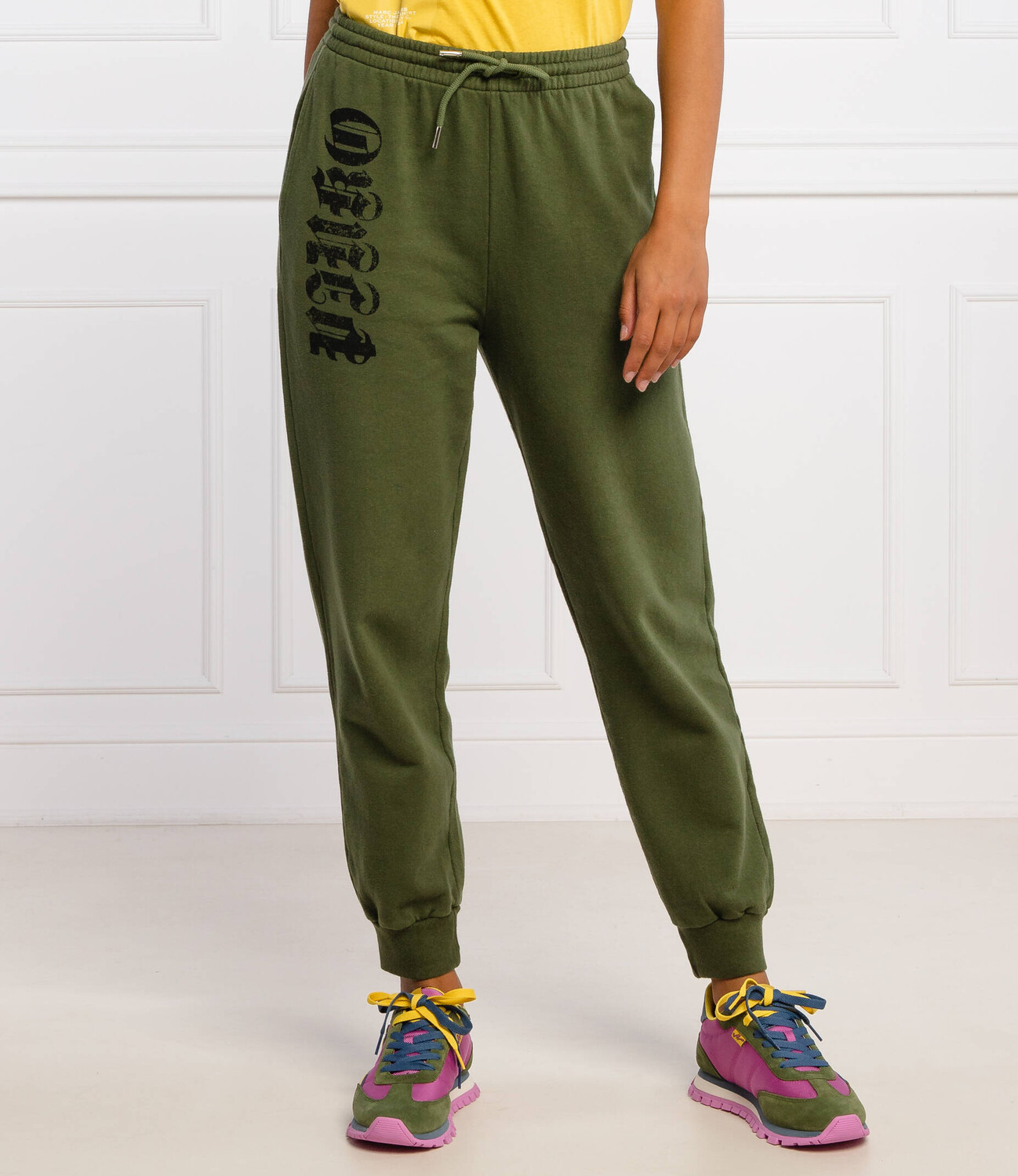 

Спортивные брюки Pinko chaco regular fit, зеленый