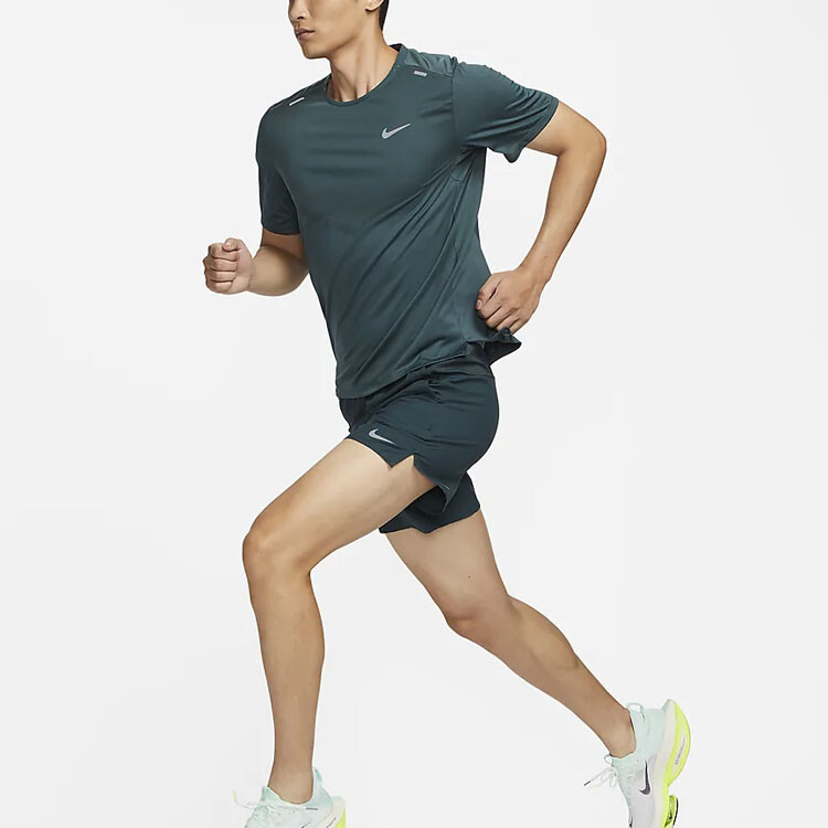 Футболка мужская Deep Jungle/черный/Fireberry/Sundi Nike, черный — фото 3