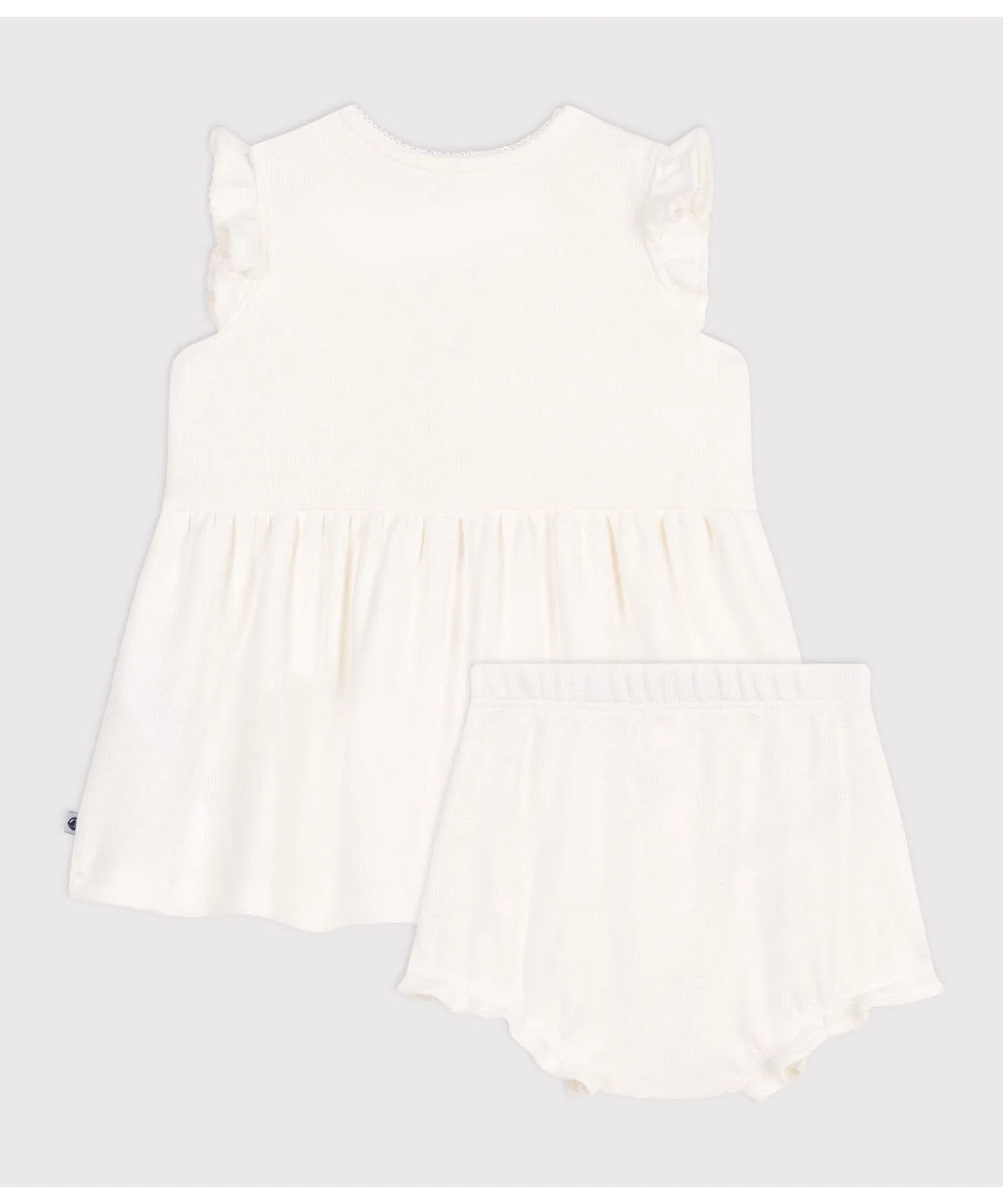 Детское белое хлопковое платье с оборками PETIT BATEAU — фото 4