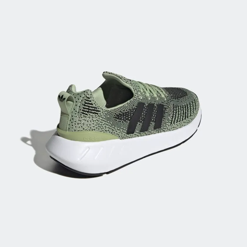 

Мужские кроссовки Adidas Swift Run 22, черно-белый