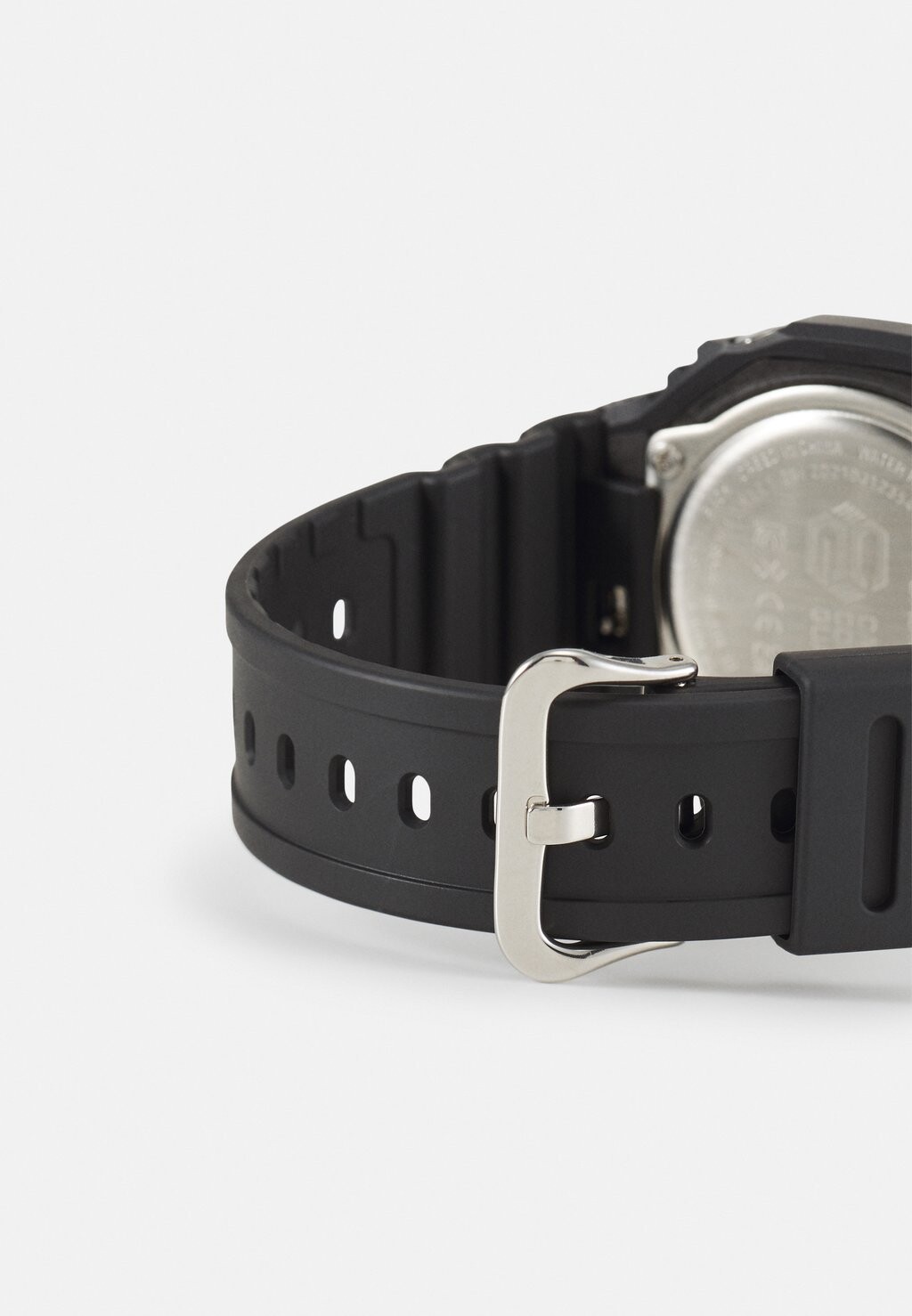

Часы B2100 BLUETOOTH G-SHOCK, черный