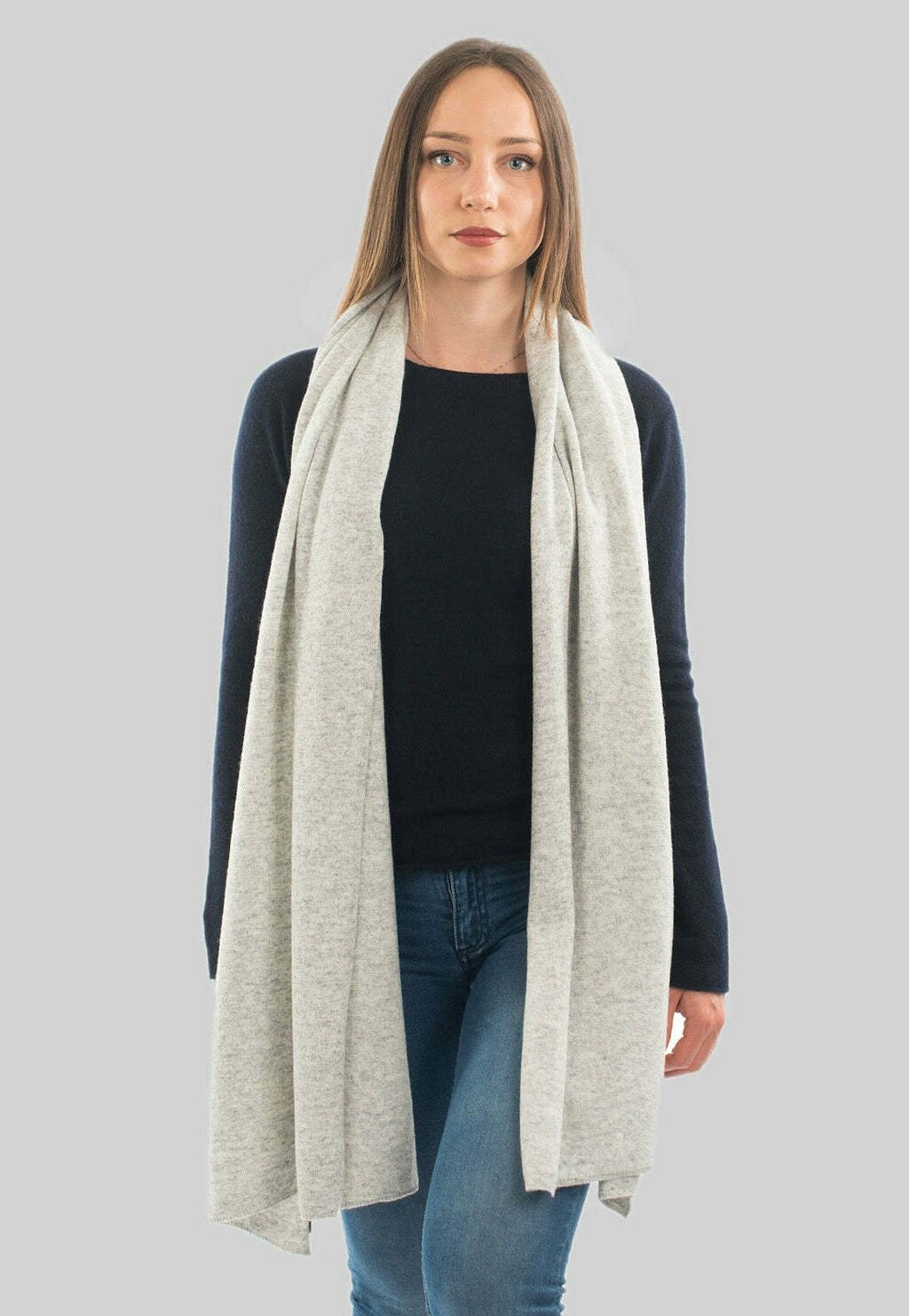 

Шарф Dalle Piane Cashmere, серый