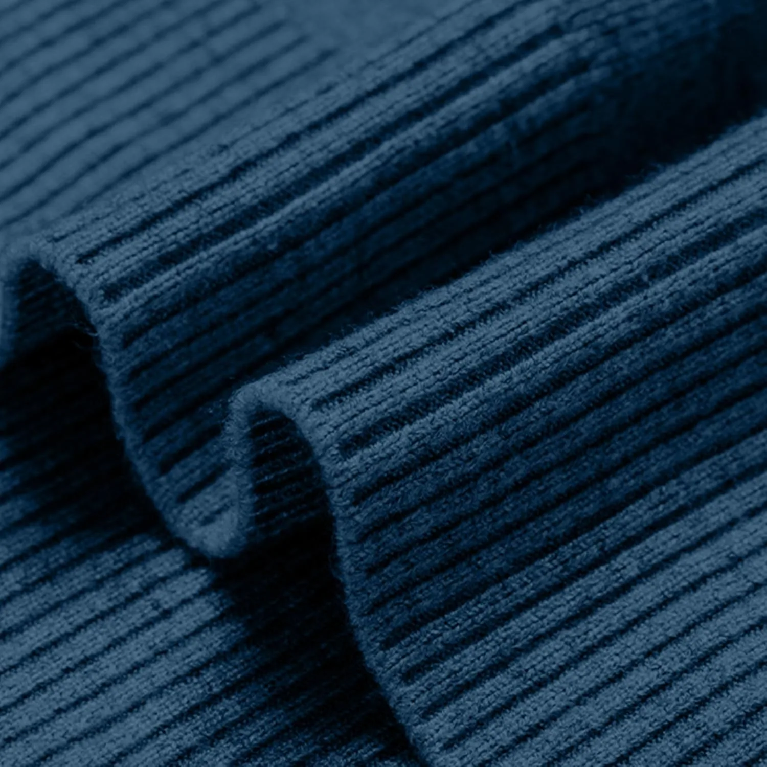 Мужской свитер slim fit с воротником-гольф — фото 3