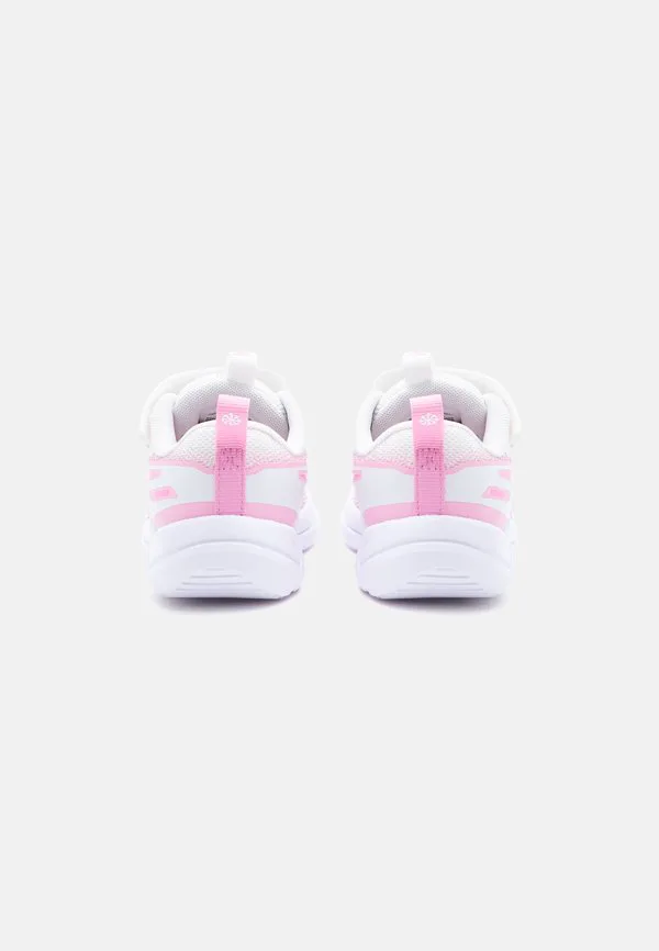 Кроссовки для бега по шоссе cosmic runner унисекс Nike Performance, Summit White/Playful Pink/Pink Rise/Photon Dust — фото 3