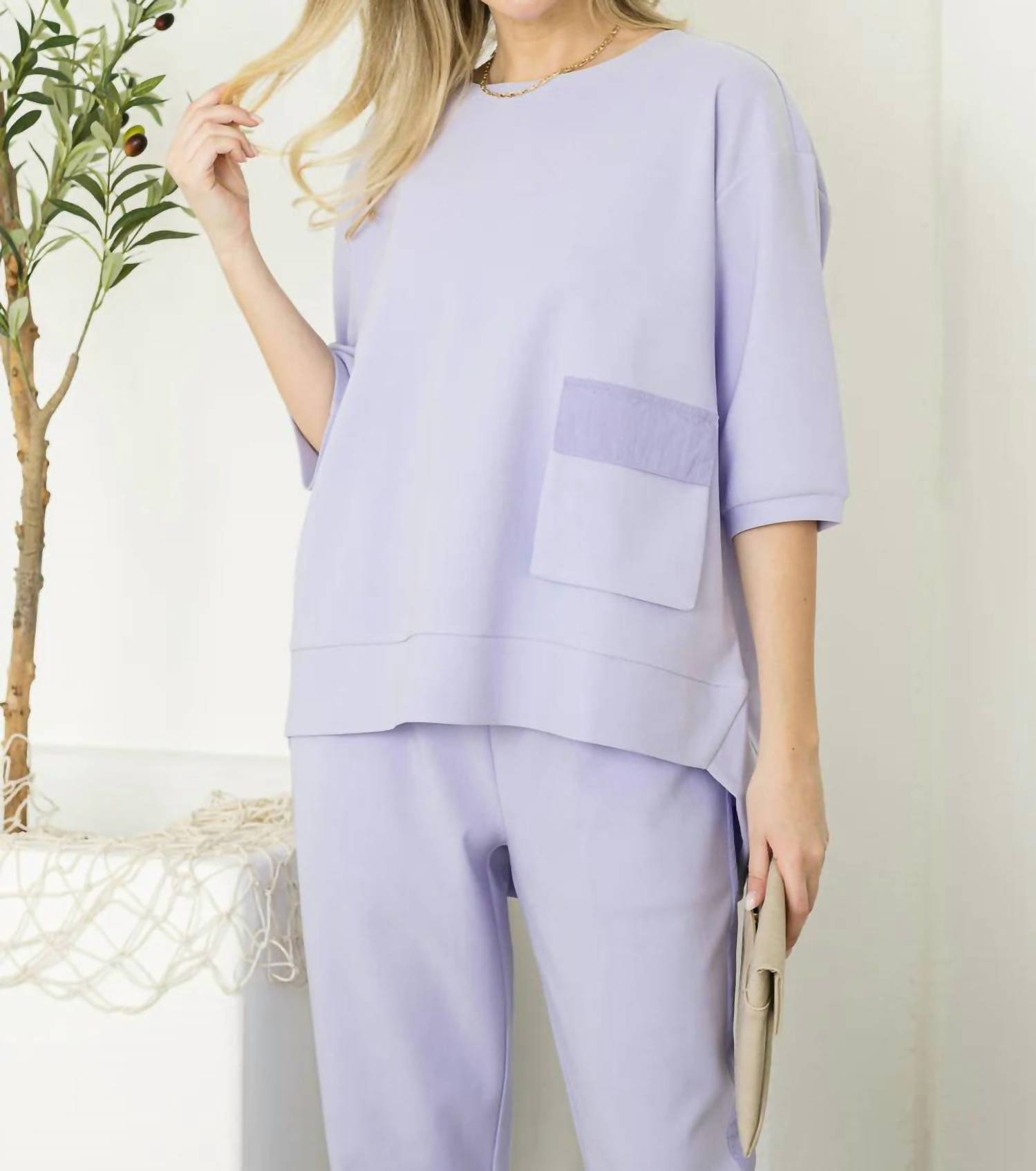 

Вязаный креповый топ Karen в лавандовом цвете Joh