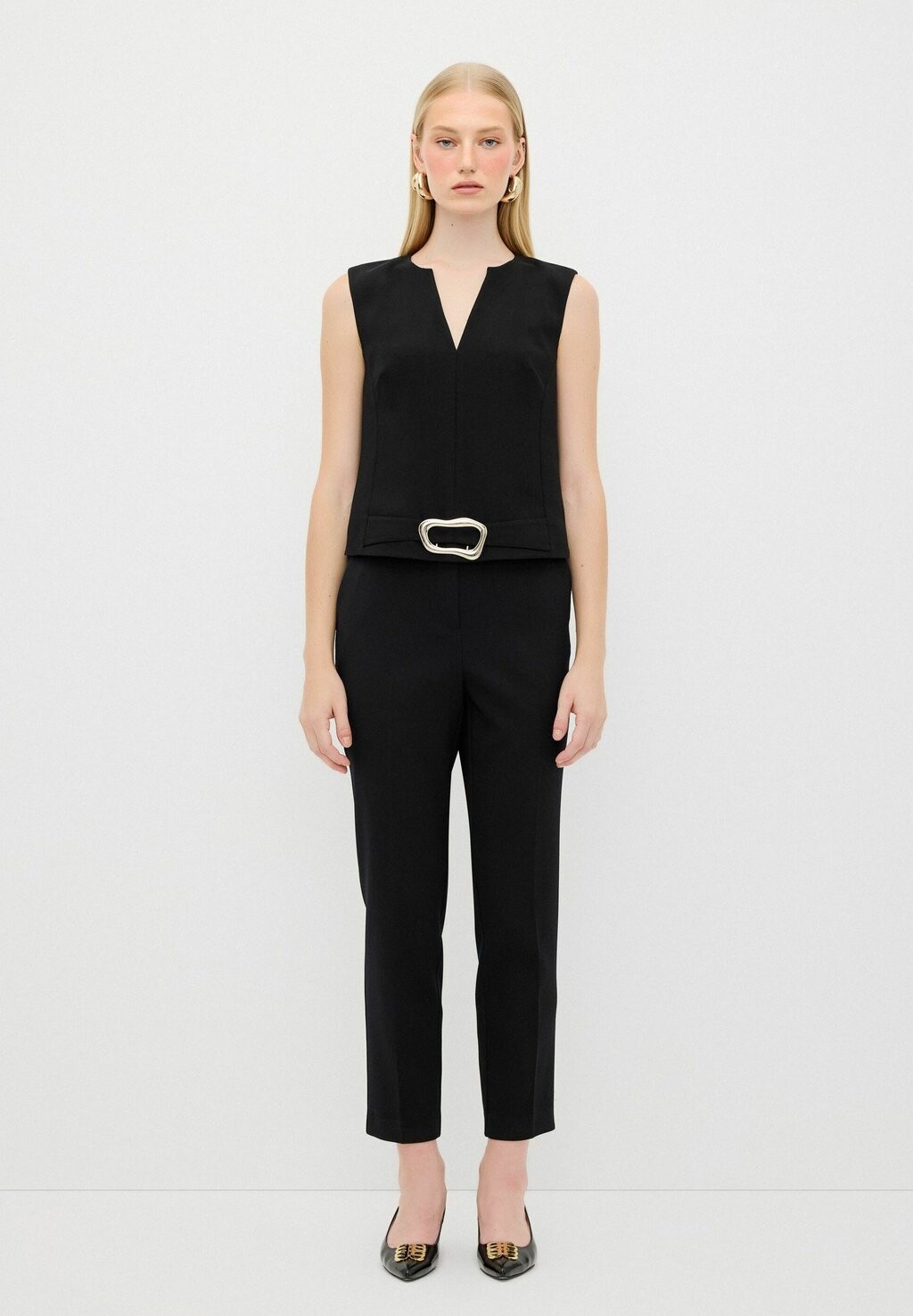 

Блуза V NECK BUCKLE DETAILED adL, черный