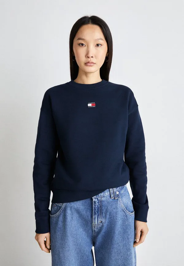 

Толстовка tommy badge boxy terry sweatshirt Tommy Jeans, Dark Night Navy, Синий, Толстовка tommy badge boxy terry sweatshirt Tommy Jeans, Dark Night Navy