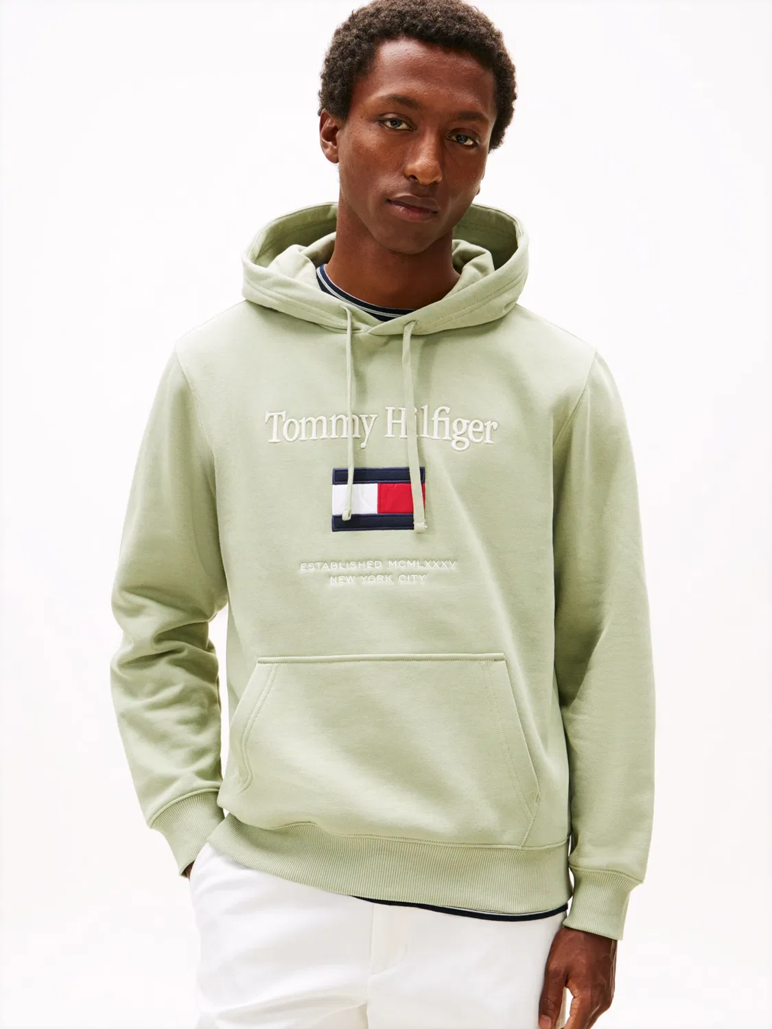 Толстовка Tommy Hilfiger светло-зеленого цвета — фото 2