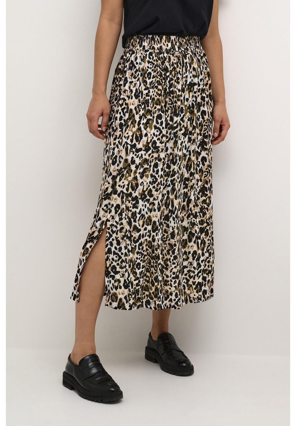 

Юбка А-силуэта BPDAGMAR Kaffe, цвет sand black leo print