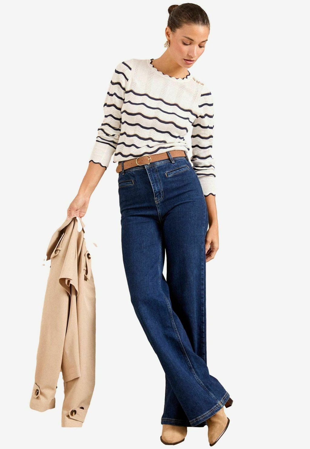 

Свитер REGULAR FIT Love & Roses, белый