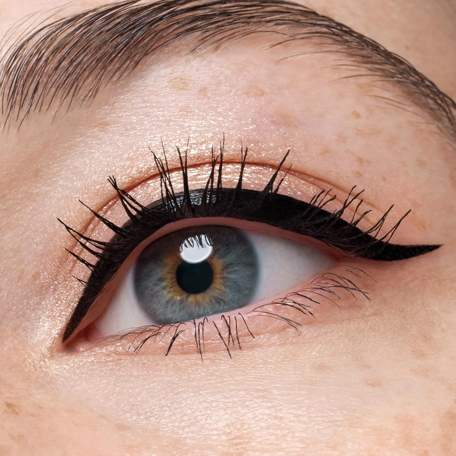 Водостойкая подводка-лайнер «Superproof Brush Liner» №010 от Catrice Catrice, 010 Midnight Black — фото 3