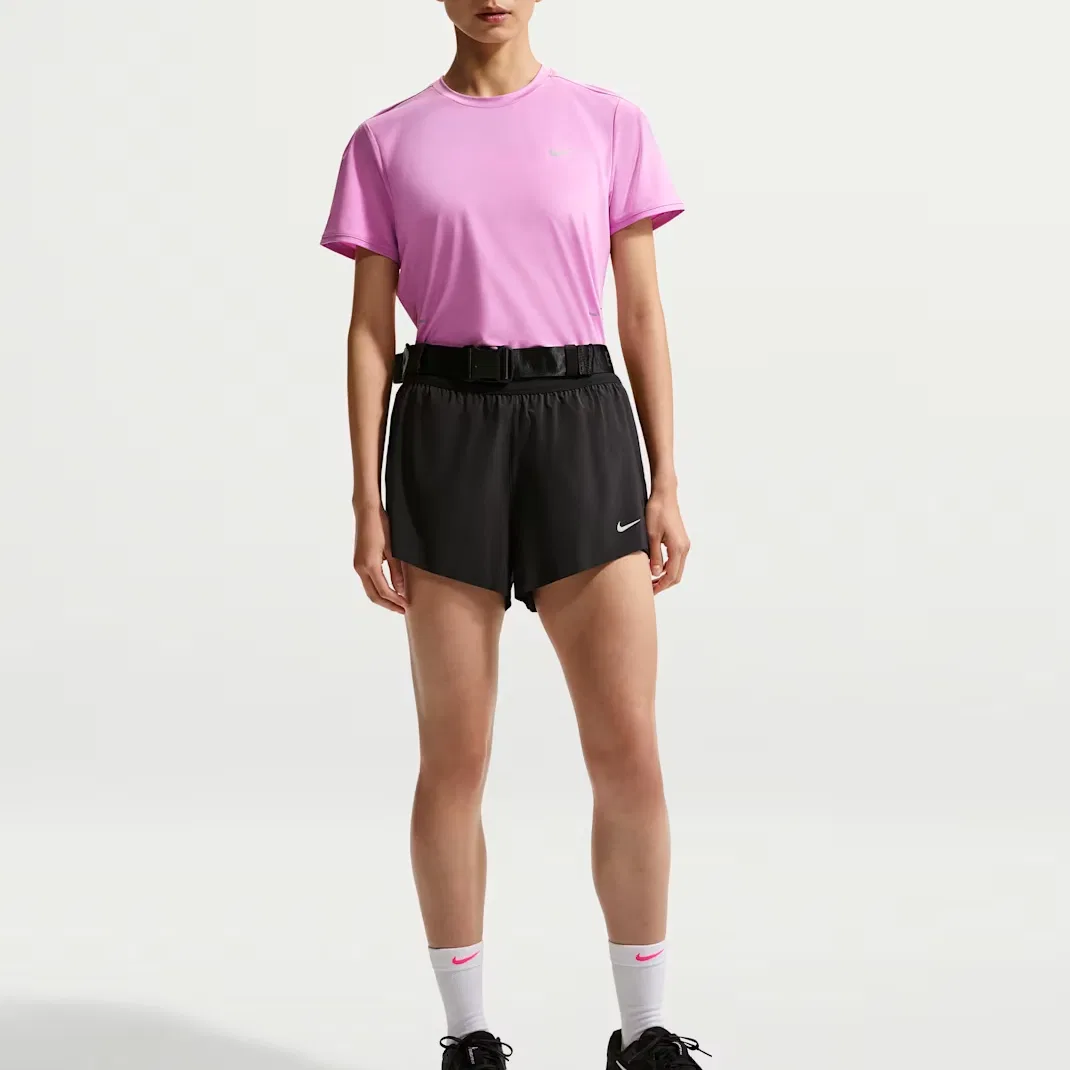 Футболка беговая Swoosh женская Nike, Light Magenta — фото 3