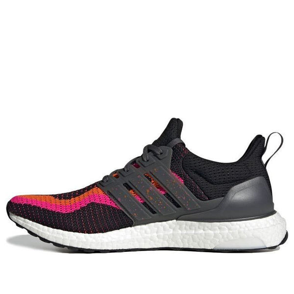 

Кроссовки ultraboost dna cty hongkong Adidas, черный