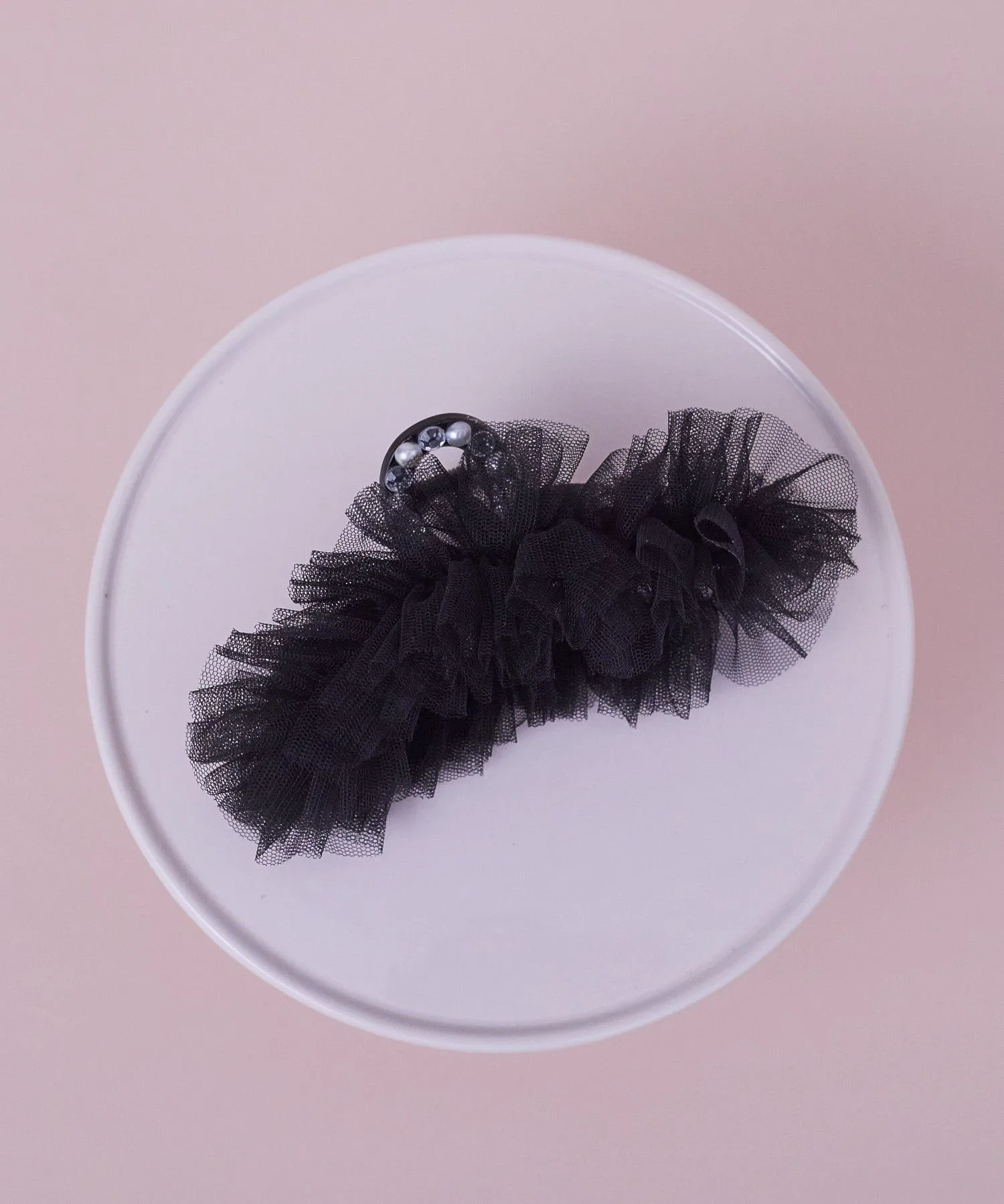 Заколка для волос из тюля с украшениями Maison De Fleur, black — фото 3